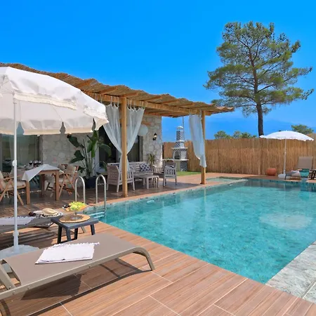 Villa Nomade Seydikemer Korunakli Havuzlu Muhafazakar